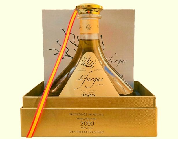 Oldfargus 2000 con estuche aceite farga milenaria Oldfargus 2000 con estuche aceite farga milenaria